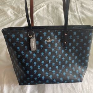 Brand new coach purse